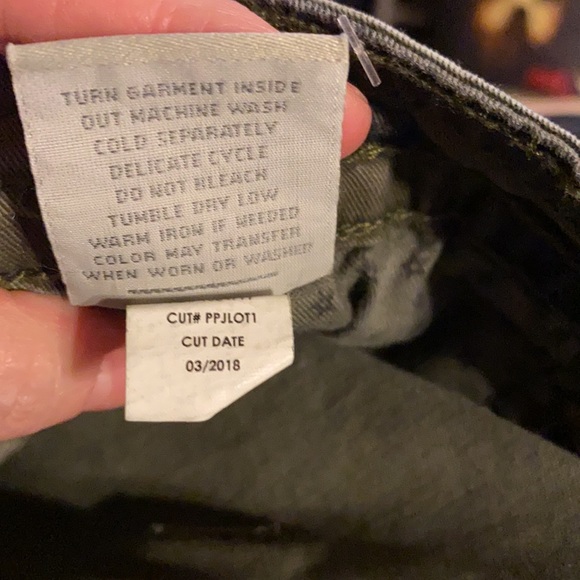 TORRID CROPPED TWILL MILITARY PANT - CAMO EUC - Picture 4 of 9